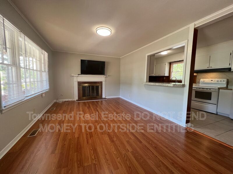 1812 Conover Dr. ~ small pets only property image