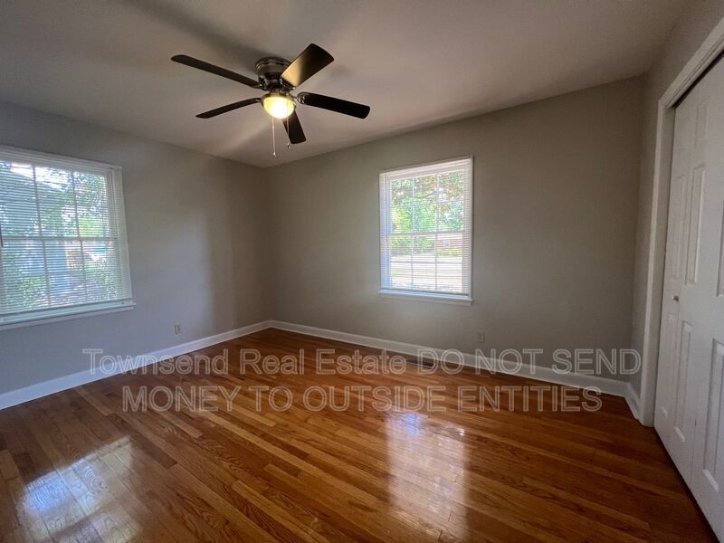 1812 Conover Dr. ~ small pets only property image