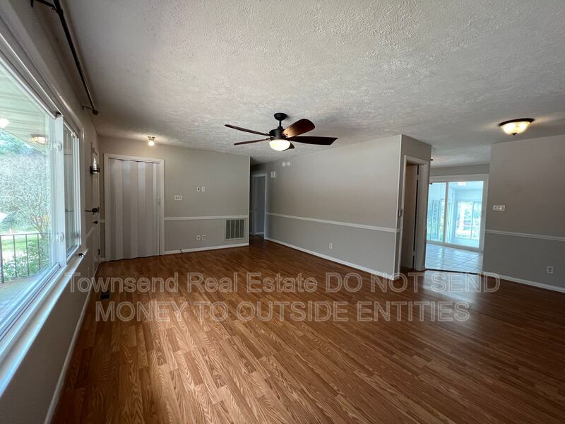 1905 McPherson Ave. property image
