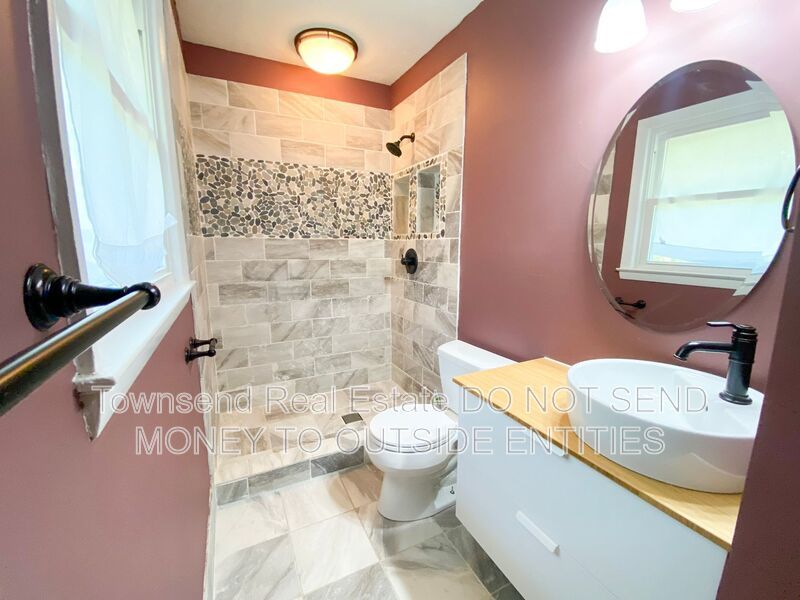 1905 McPherson Ave. property image