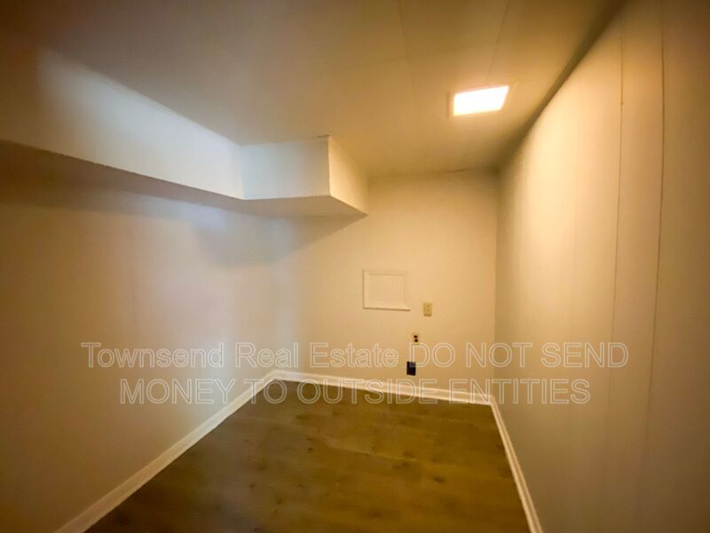 1905 McPherson Ave. property image