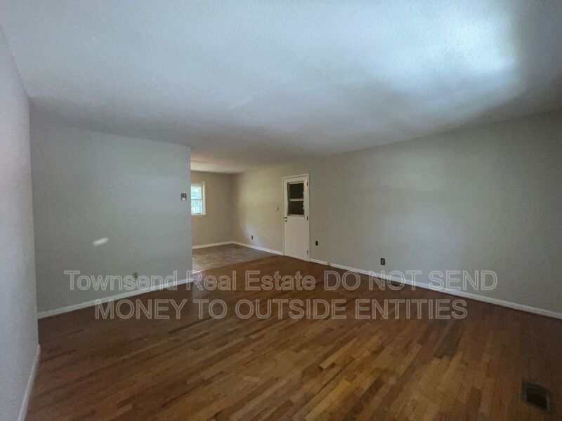 2904 Collingwood property image