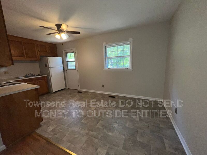 2904 Collingwood property image