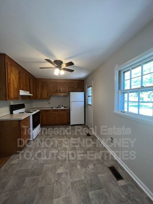 2904 Collingwood property image
