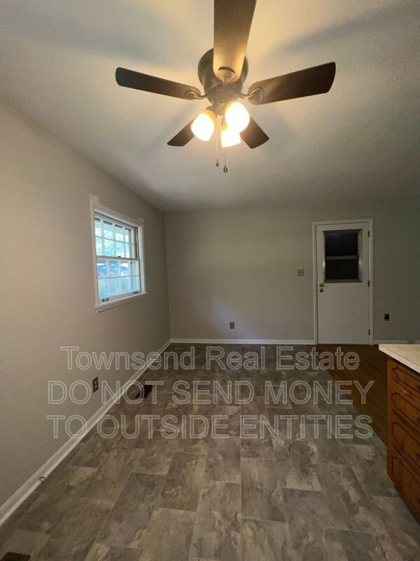 2904 Collingwood property image