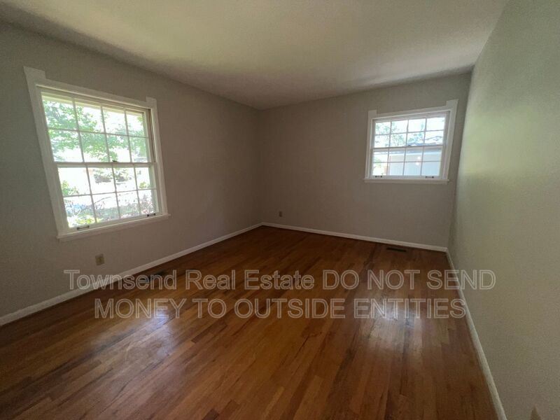 2904 Collingwood property image