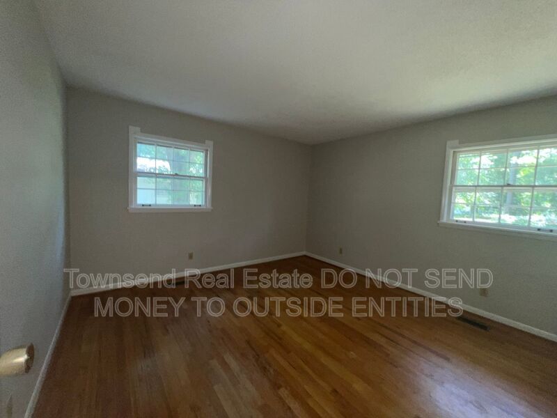 2904 Collingwood property image