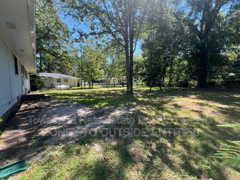 2904 Collingwood property image