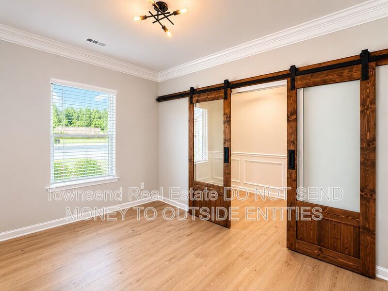 1716 Nesting Trail property image