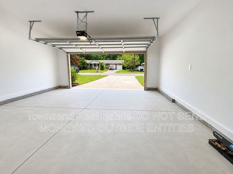621 Blawell Circle property image