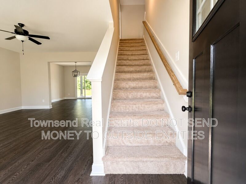 621 Blawell Circle property image