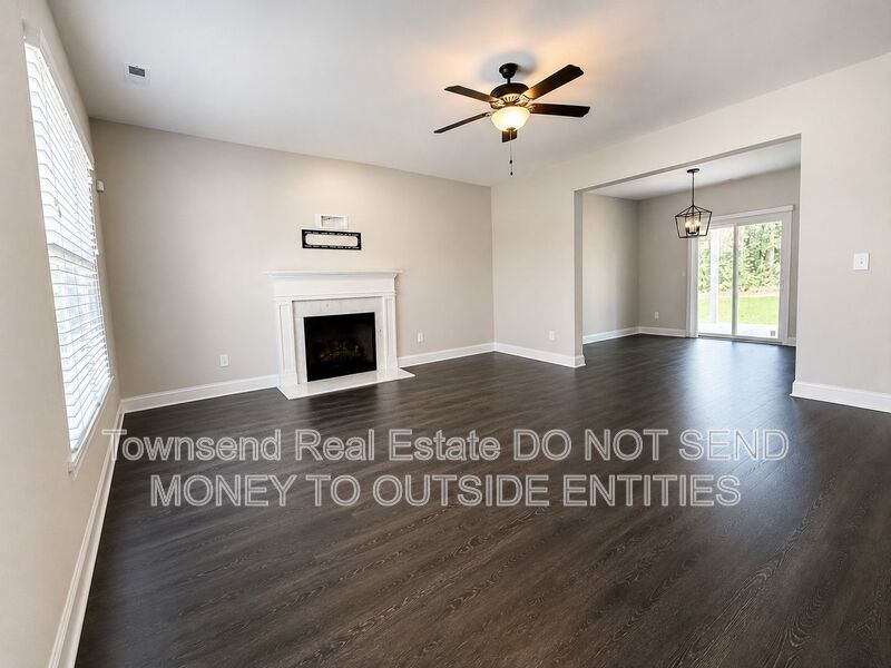 621 Blawell Circle property image