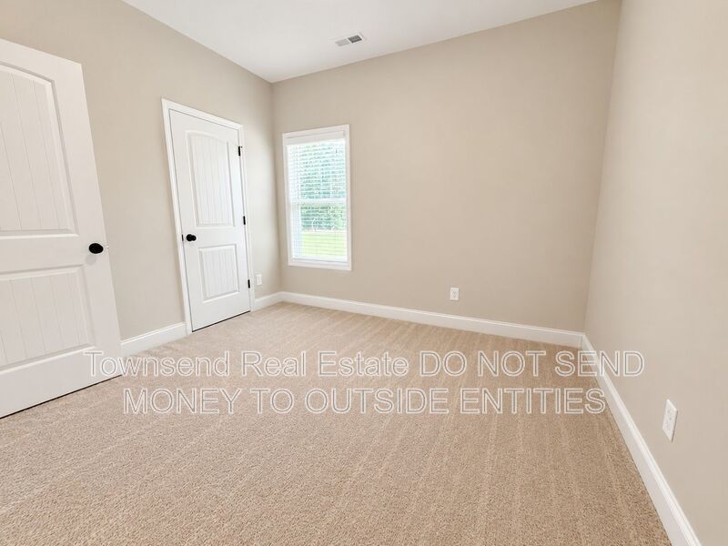 621 Blawell Circle property image