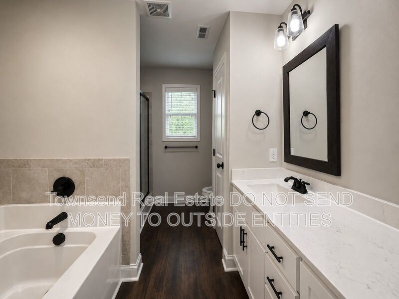 621 Blawell Circle property image