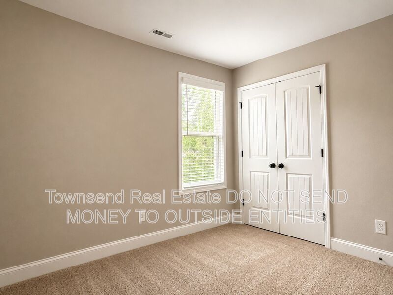 621 Blawell Circle property image