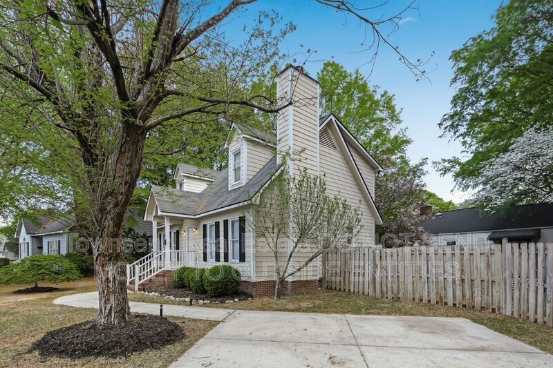 2130 Hull Road property image