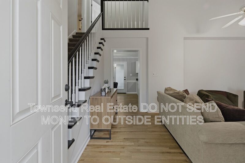 2130 Hull Road property image