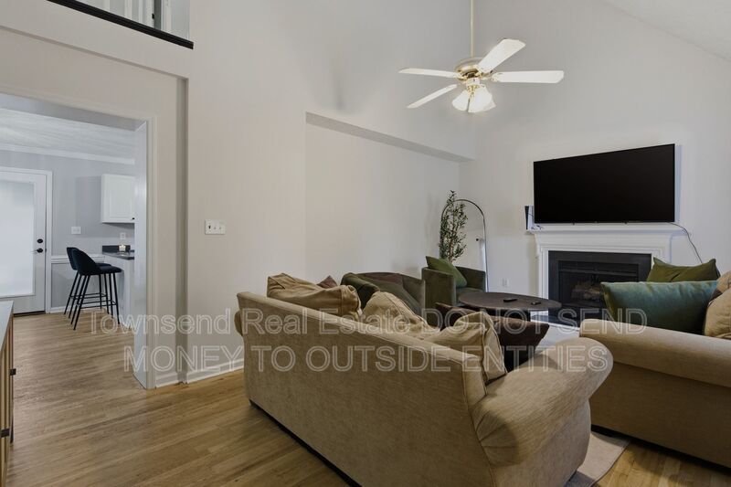 2130 Hull Road property image