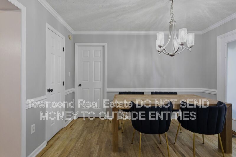 2130 Hull Road property image