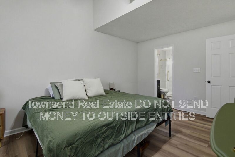 2130 Hull Road property image