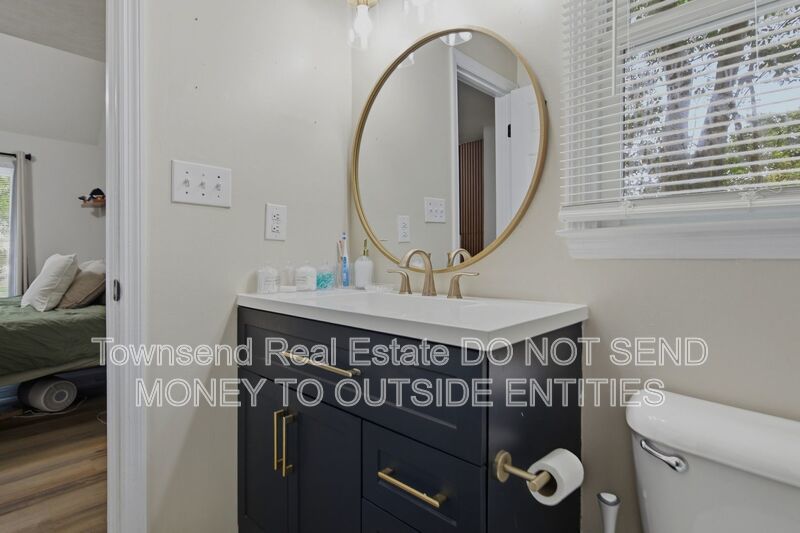 2130 Hull Road property image