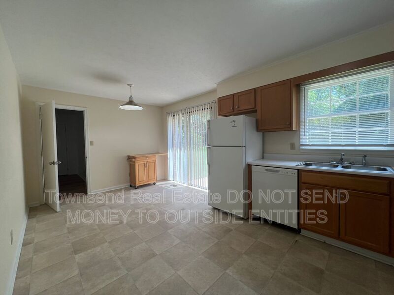 2213 Stanton St. property image