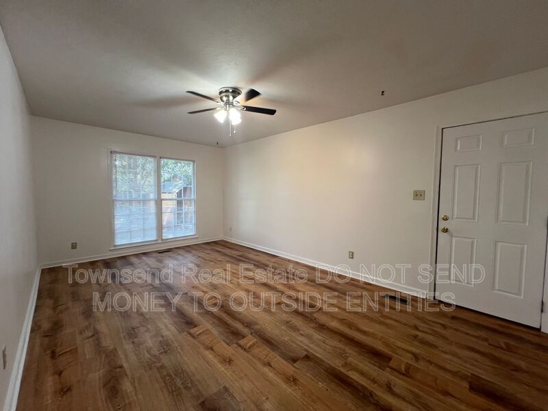 2213 Stanton St. property image