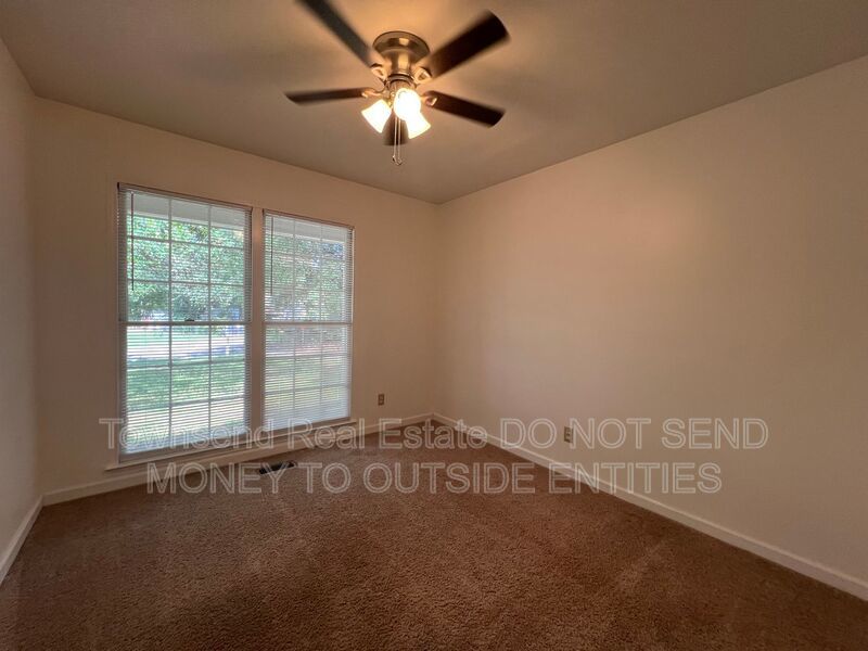 2213 Stanton St. property image