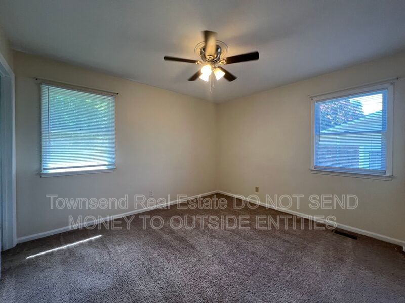 2213 Stanton St. property image