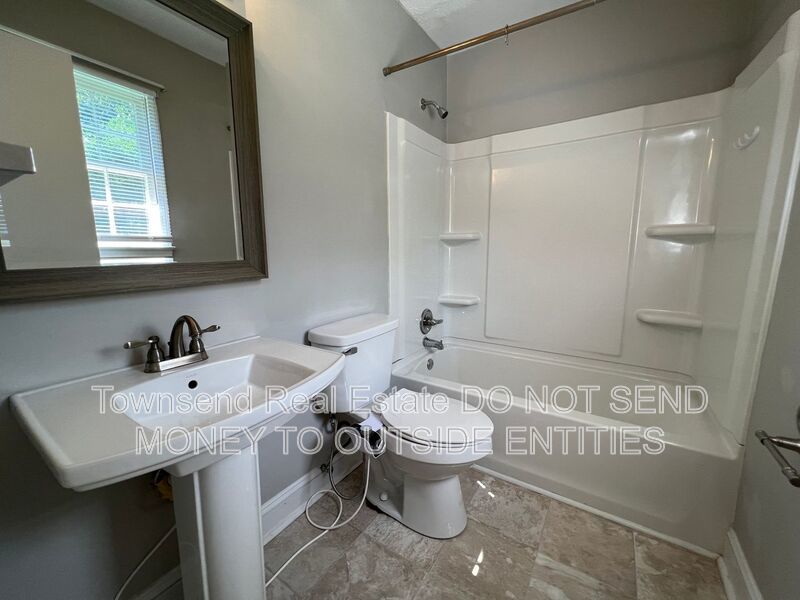 2213 Stanton St. property image