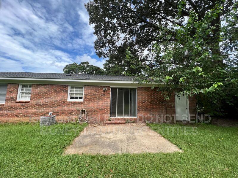 2213 Stanton St. property image