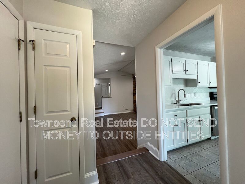 7108 Calamar Drive property image