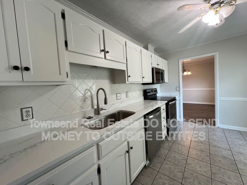 7108 Calamar Drive property image