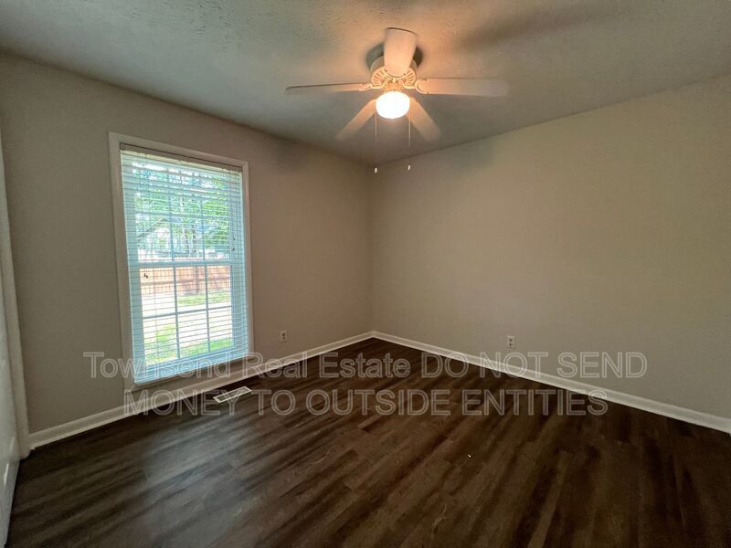 7108 Calamar Drive property image