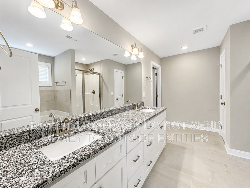 3358 Scotscraig Road property image
