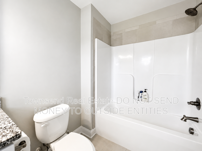 3358 Scotscraig Road property image