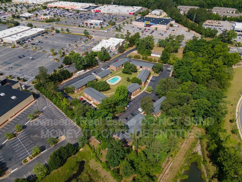 5858-F Century Oaks Drive (No Pets)-Get 2 Weeks Free off First Full Month's Rent- property image