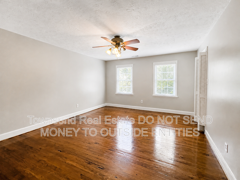 3316 Cliffdale Road property image
