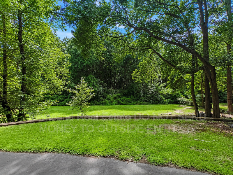 3316 Cliffdale Road property image