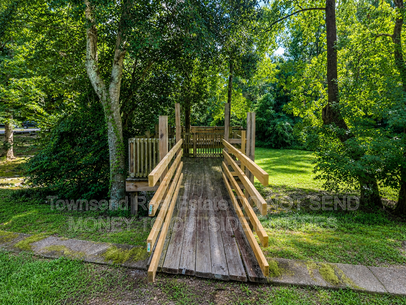 3316 Cliffdale Road property image