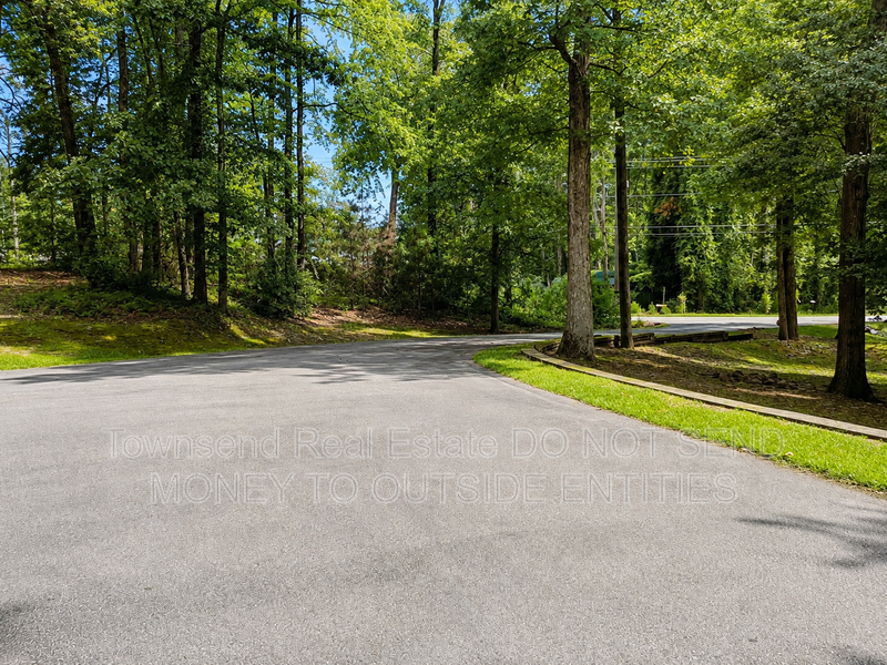 3316 Cliffdale Road property image