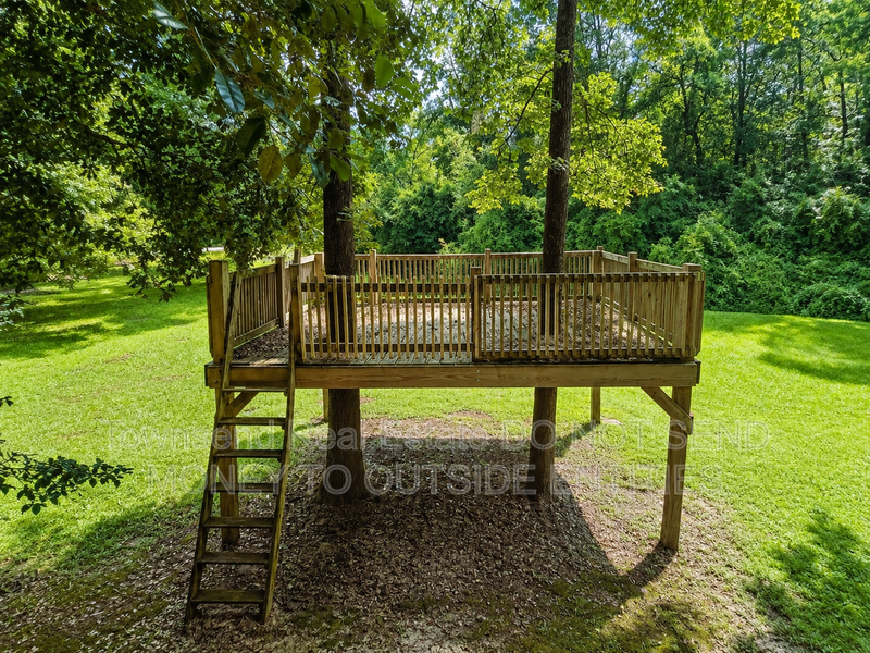 3316 Cliffdale Road property image