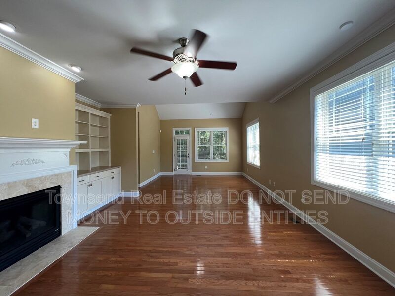 2210 Westdale (No Pets) property image