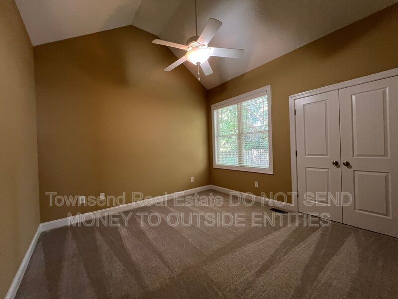 2210 Westdale (No Pets) property image