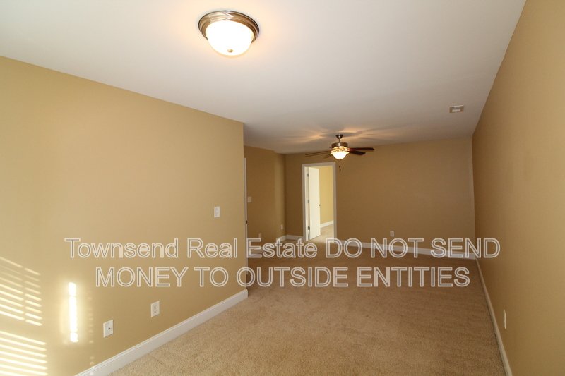 2210 Westdale (No Pets) property image