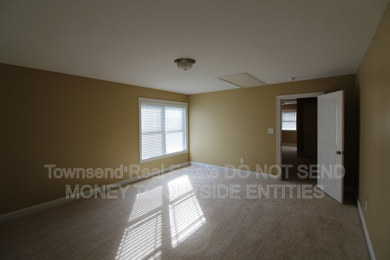2210 Westdale (No Pets) property image