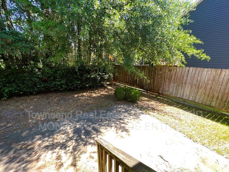 2210 Westdale (No Pets) property image