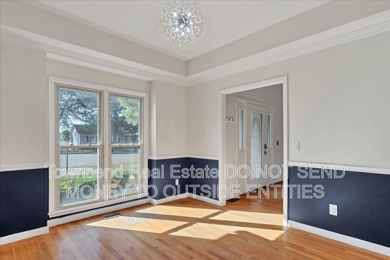 695 Cedar Pt. property image