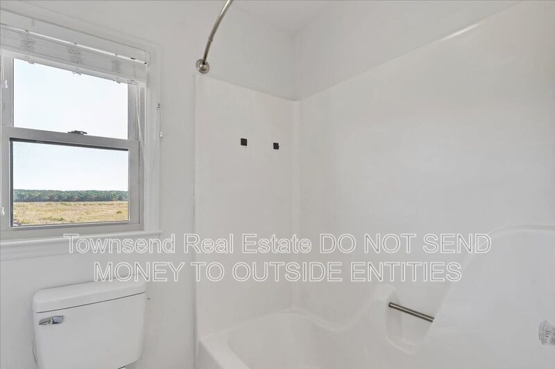 695 Cedar Pt. property image