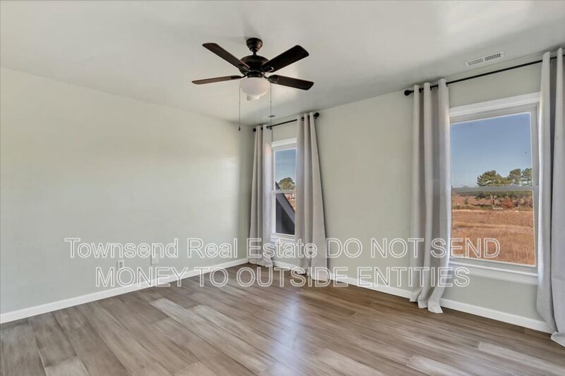 695 Cedar Pt. property image